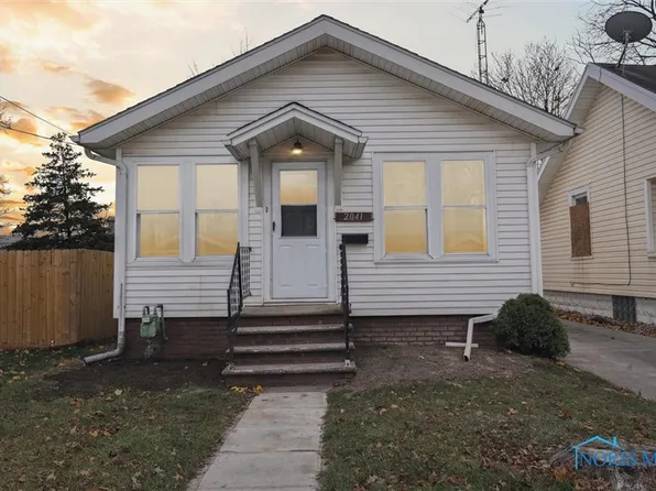 2041 Fairfax Rd, Toledo, OH 43613
