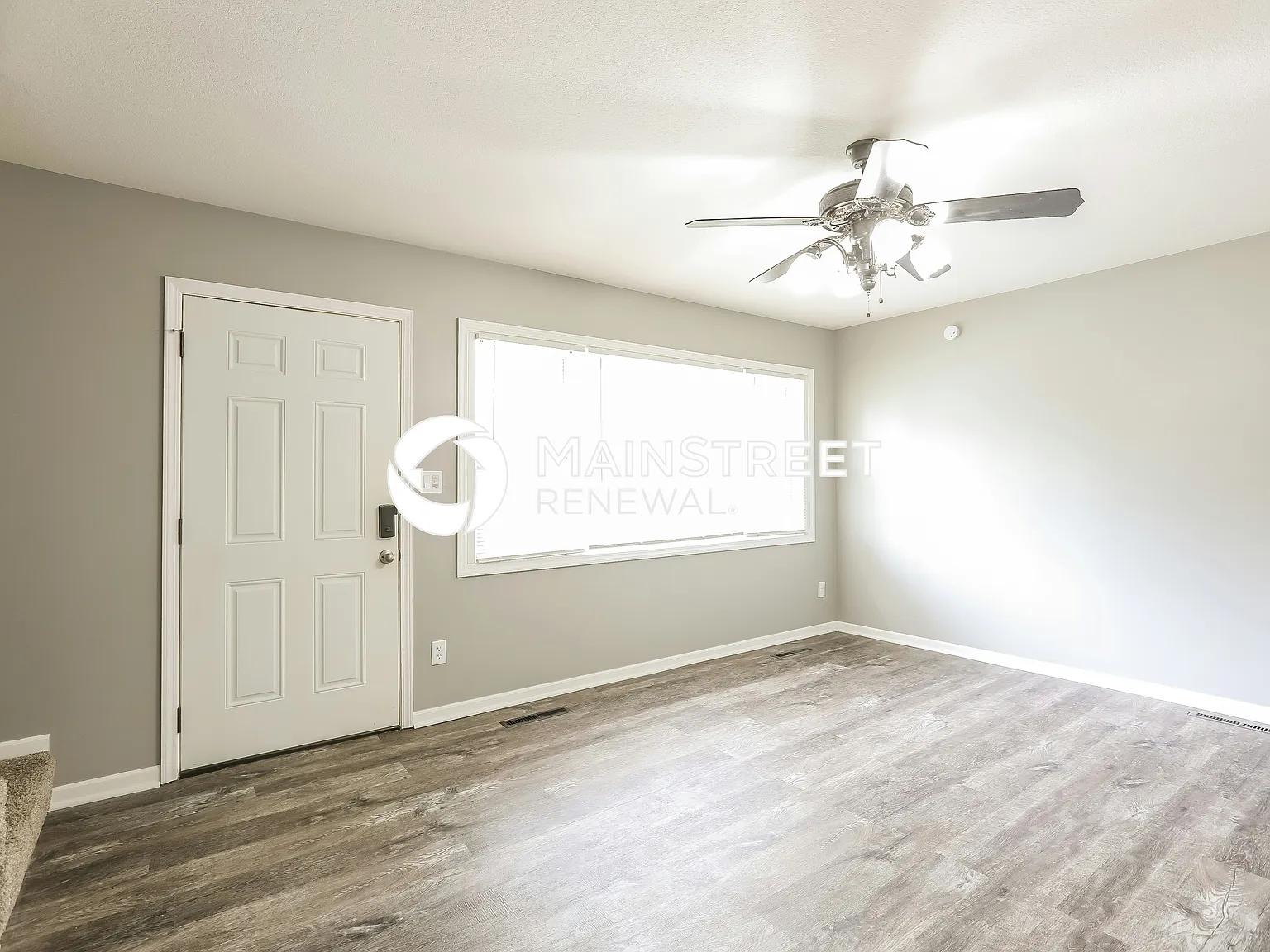 8607 Corrington Ave — Photo 4