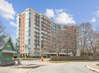 1240 Marlborough Ct #605, Oakville, ON