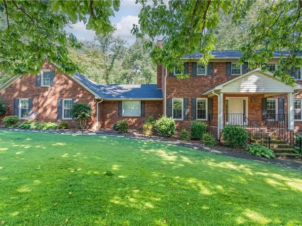 136 Dixieanna Dr, Winston Salem, NC 27107