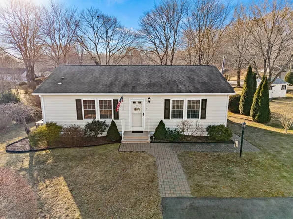 4 Country Club Trail, Killingworth, CT 06419