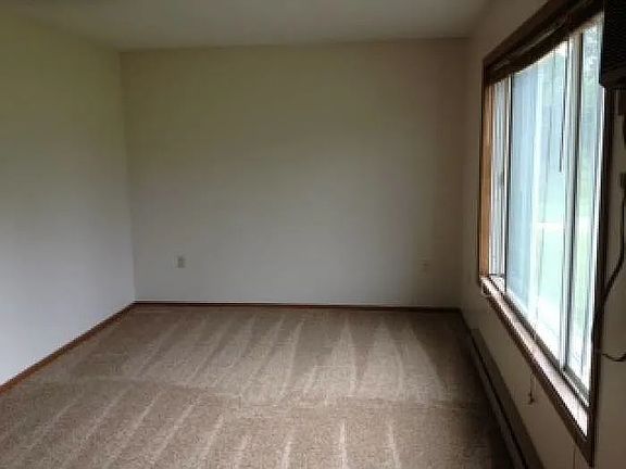 4th image of 710 W Village Rd APT 104
