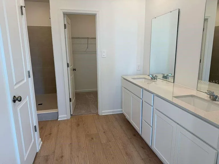 5153 Natalia Dr — Photo 6