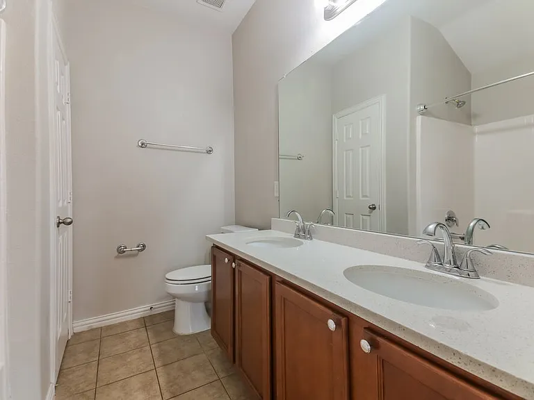 713 Cedar Cove Dr — Photo 12