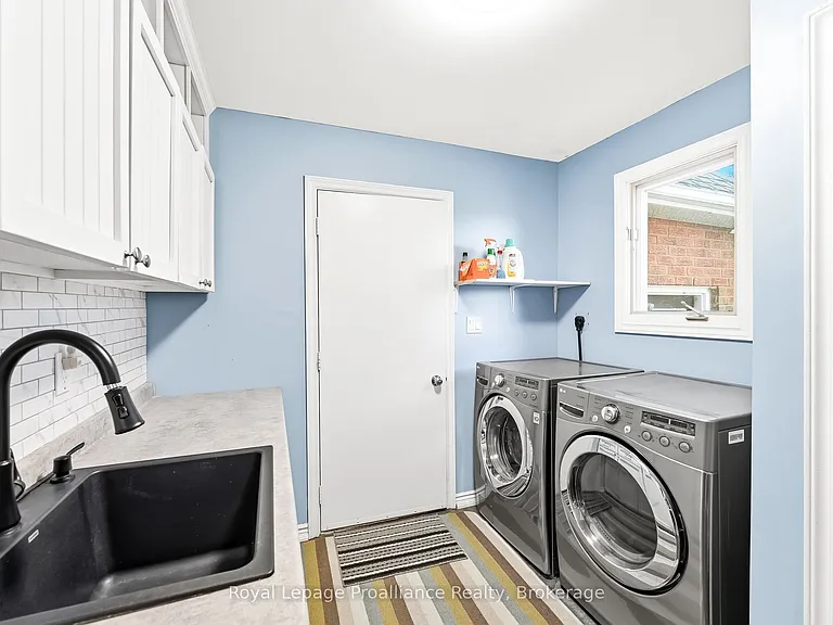 37 Ravine Dr — Photo 25