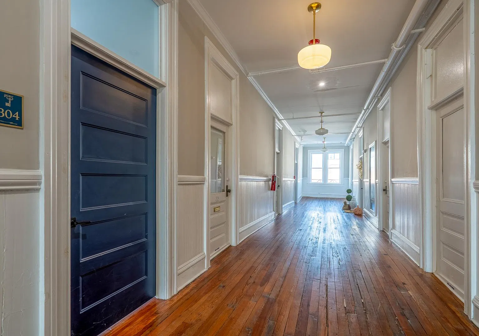 52 Union St S - 304 — Photo 3