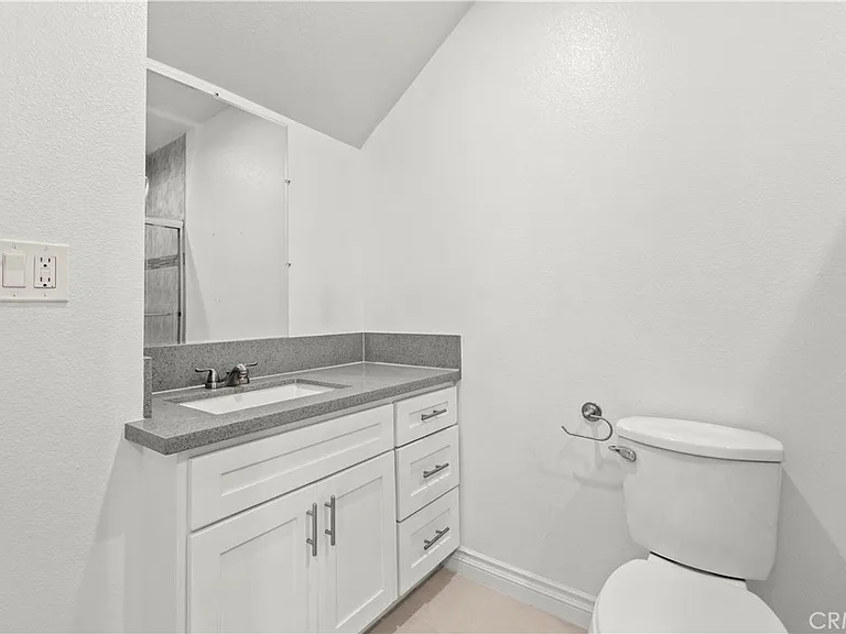 4812 Saturn St — Photo 10
