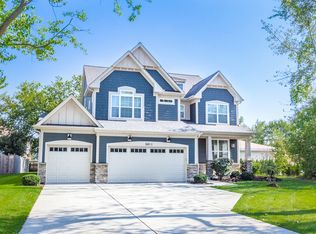 5611 Western Ave, Clarendon Hills, IL 60514