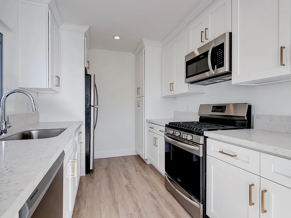 350 Hermosa Ave