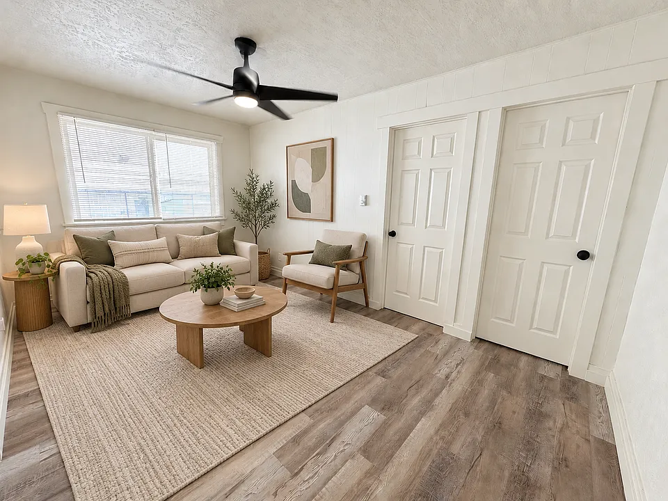 1291 E Villa Vista Ave