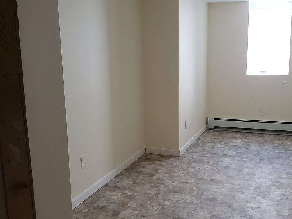 1st image of 32 Centennial Ave