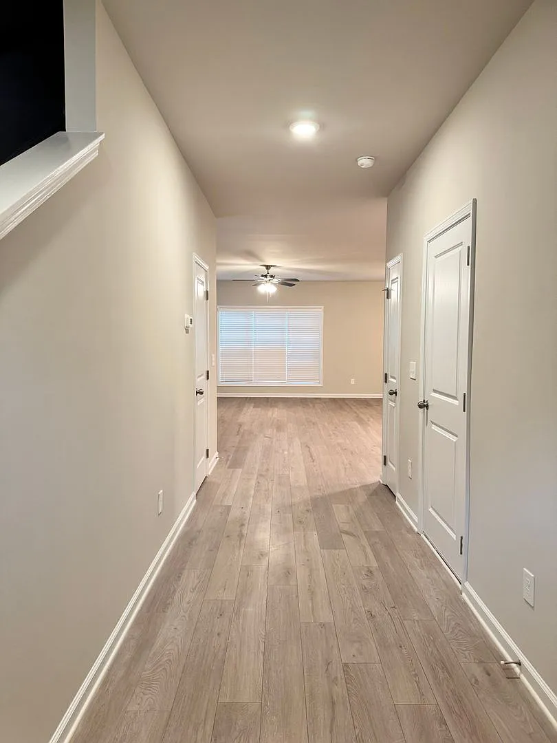McCoy Street Townhomes! — Photo 3