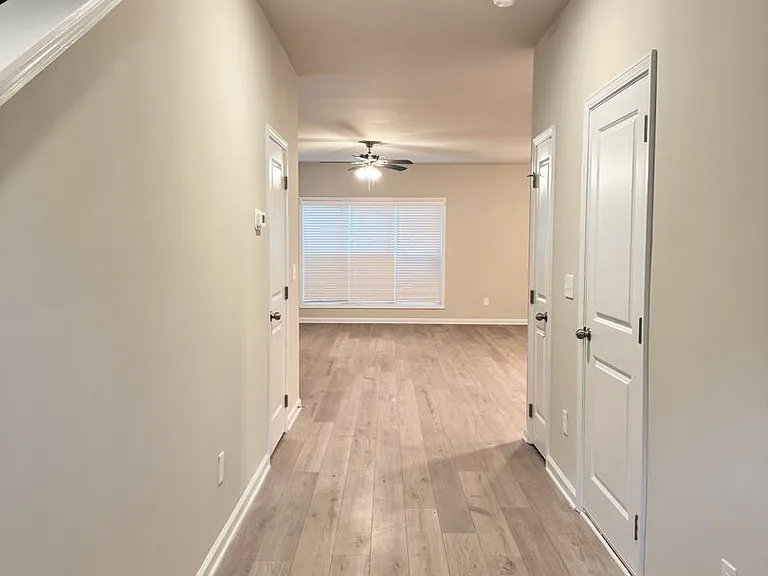 1201 McCoy St — Photo 3