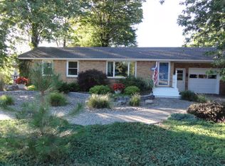 2360 Berg Rd, West Seneca, NY 14218