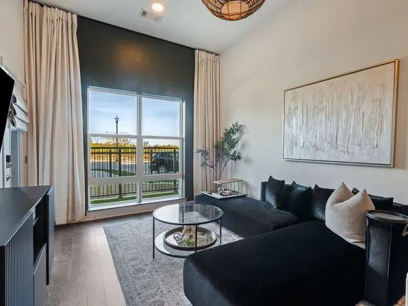 1677 54th Ave N APT 101, Nashville, TN 37209