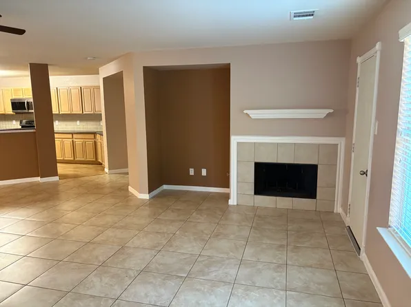 327 Remington Heights Dr, Houston, TX 77073