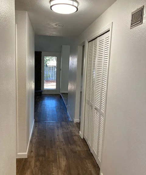 522 SE Olympia Dr — Photo 10