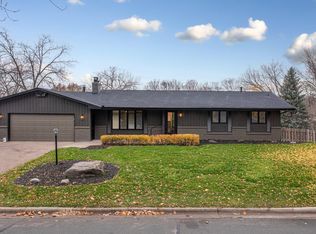 1104 Knob Hill Rd, Burnsville, MN 55337