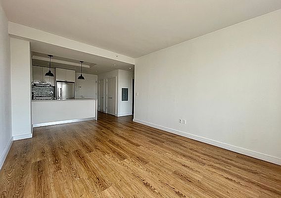 5th image of 409 Eastern Pkwy #413A