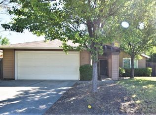 18 Summer Rim Cir, Sacramento, CA 95823