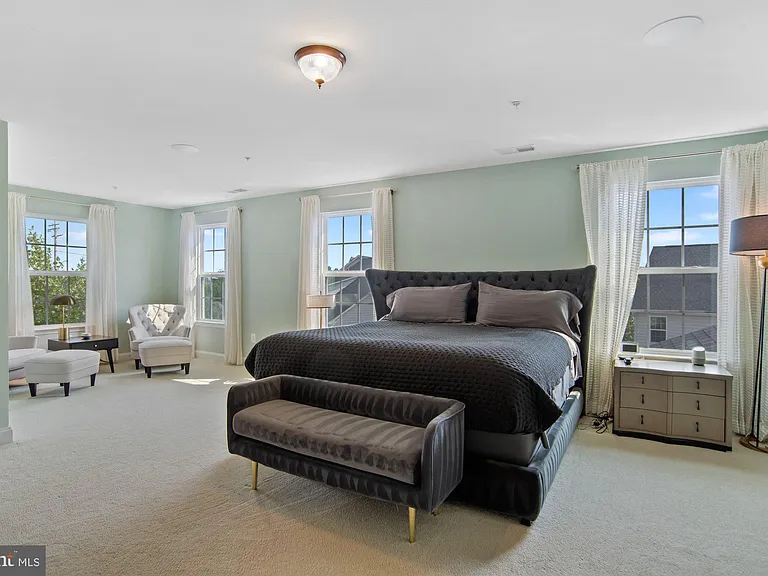 14202 Bentley Park Dr — Photo 25