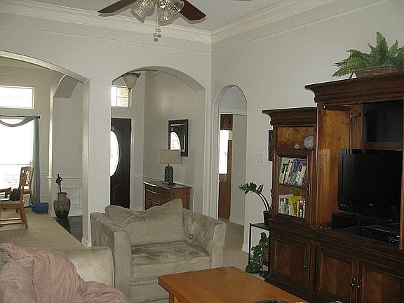 2nd image of 4122 Lakepointe Forest Dr