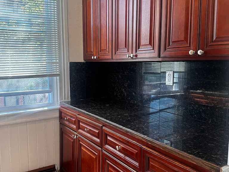 71 Kenyon St #2 — Photo 13