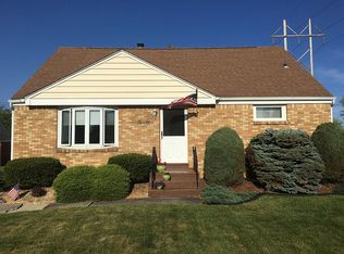 20 Leni Ln, Cheektowaga, NY 14225