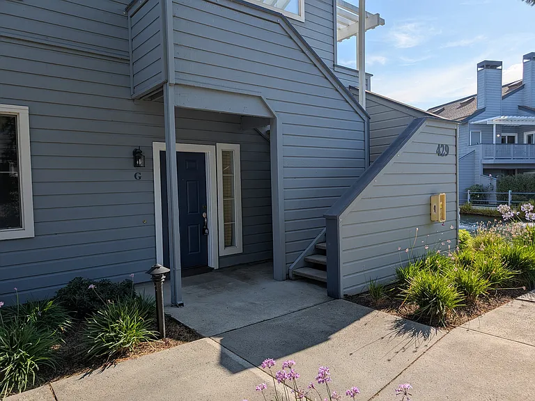 429 Cork Harbour Cir — Photo 14