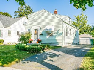 128 Southview Ter, Rochester, NY 14620