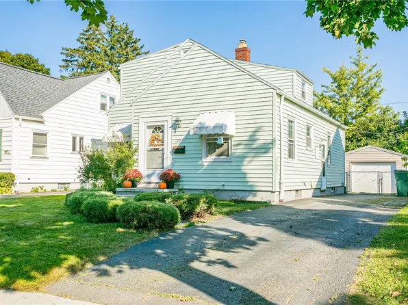 128 Southview Ter, Rochester, NY 14620