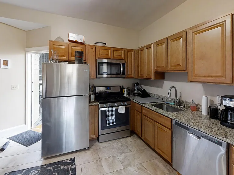 95 Hope St #3 — Photo 2