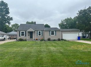 5862 Pickard Dr, Toledo, OH