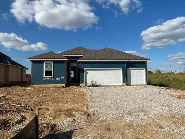 20778 W 188th Ter, Spring Hill, KS 66083