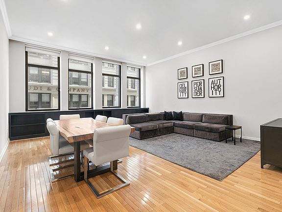 3rd image of 252 7th Ave APT 4F