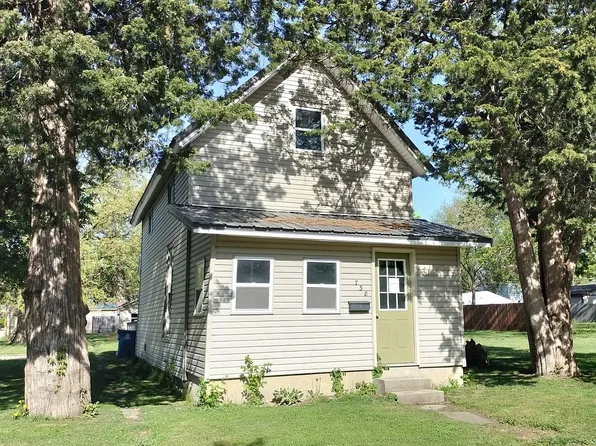 738 S Marion St, Bluffton, IN 46714