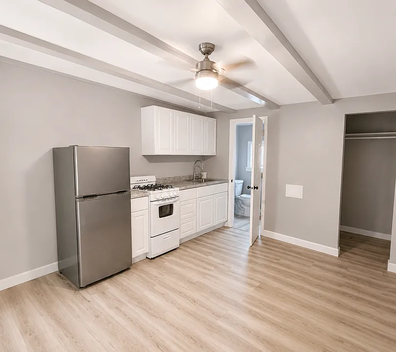 610 Commonwealth Ave