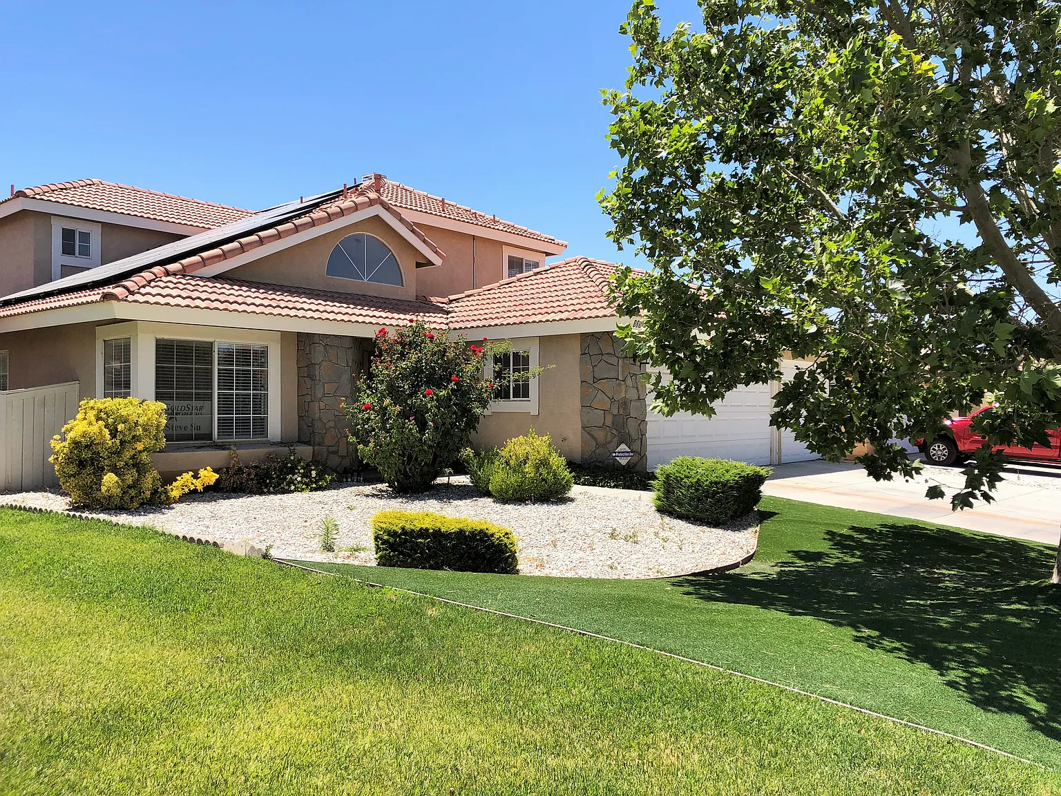 12507 Sunbird Ln — Photo 2
