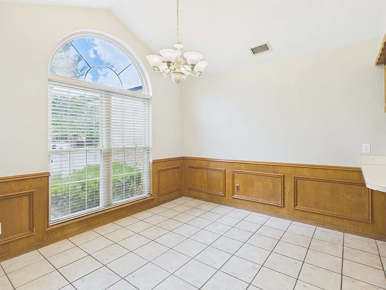 5822 Syracuse Dr — Photo 37