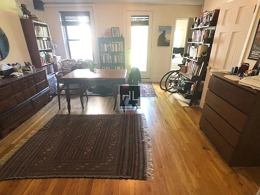 Rented by Highline Residential | media 23