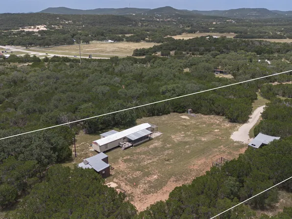 10900 State Highway 16, Pipe Creek, TX 78063