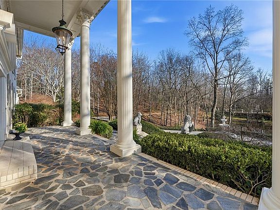 5th image of 5695 Glen Errol Rd