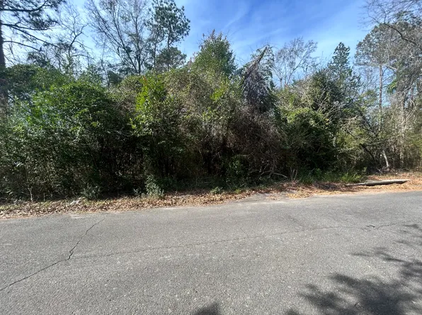 Robinson Dr NW, New Ellenton, SC 29809