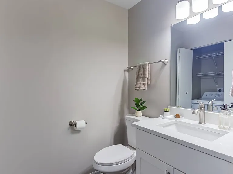 Haven on Long Grove — Photo 23