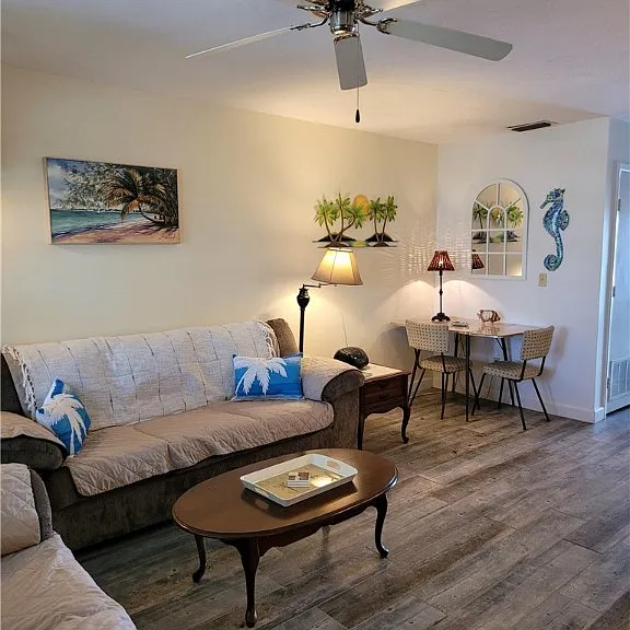 41 Beach Ln #2D — Photo 14