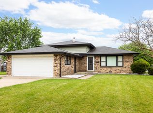 16700 Olcott Ave, Tinley Park, IL