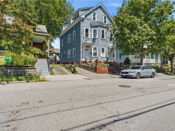 133-135 Ontario St, Providence, RI 02907