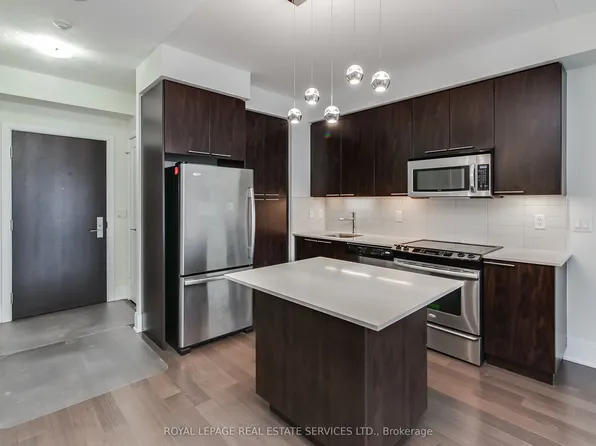 25 Broadway Ave #1408, Toronto, ON M4P 1T7