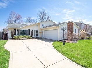 1263 Saxon Ave, Brunswick, OH