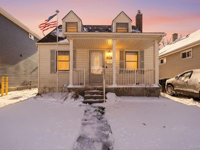 277 Highland St, Wyandotte, MI, 48192